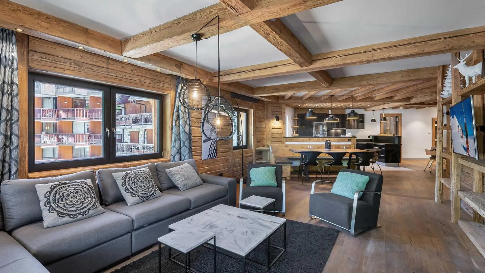 Appartement De Luxe Avec Sauna Et Terrasse Au Centre De Val D'Isere - Fr-1-567-51 0*, Валь-д'Изер